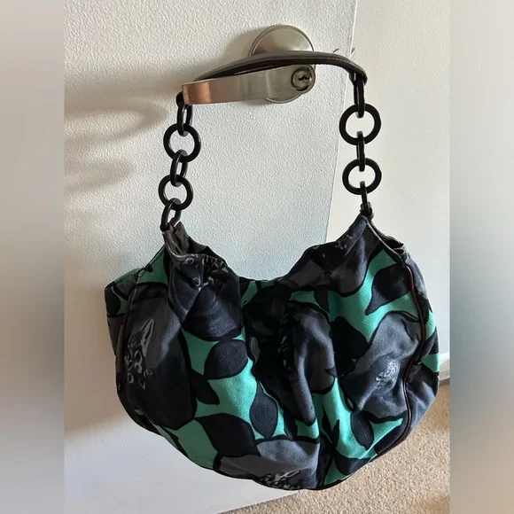 Brand : Moschino cheap and chic purse - Picture 4 of 10